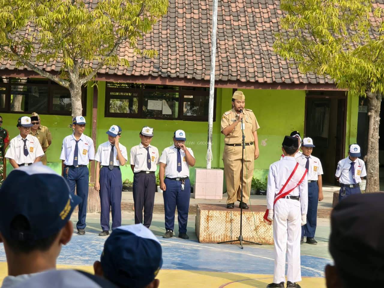Upaya Pencegahan Bullying Diperkuat melalui Apel Anti Bullying di SMP Negeri 1 Godong